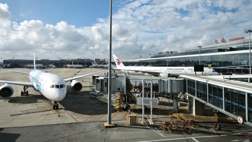 Abflugterminal am Flughafen Pudong
