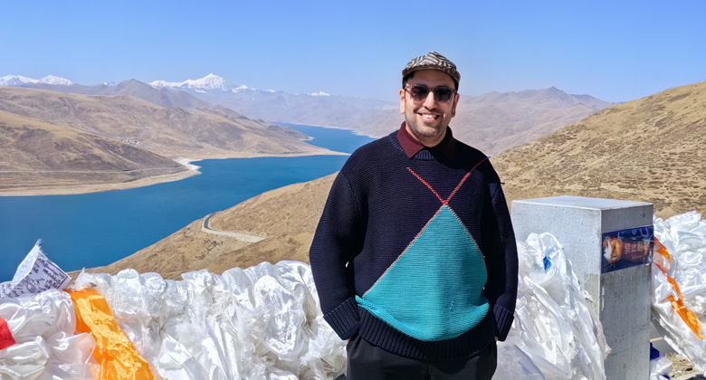 Yamdrok-See nahe Lhasa mit t&uuml;rkisfarbenem Wasser