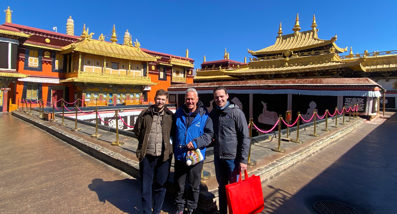 Jokhang-Tempel in Lhasa, wichtigster Pilgerort Tibets