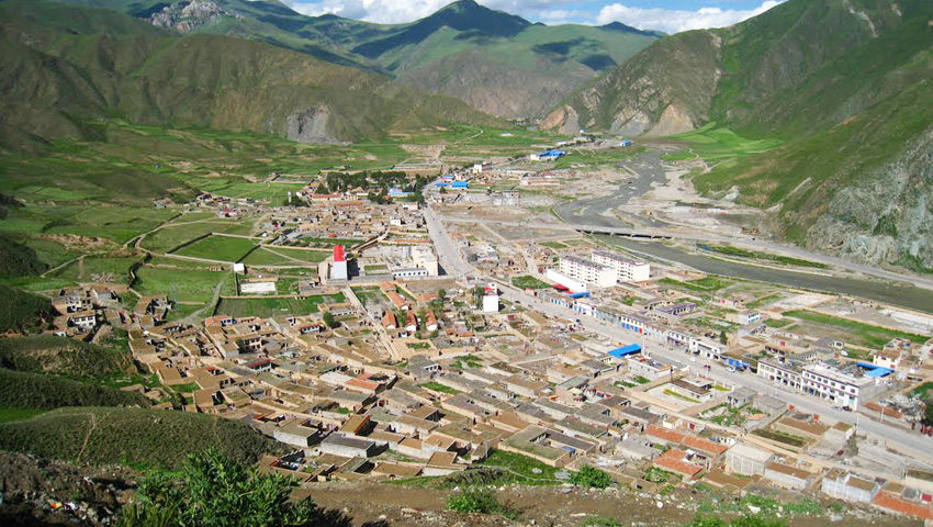 A panoramic view of Yushu City