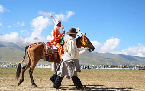 8 Tage Tibet Nagqu Pferderennen Festival Budget Reisen mit dem Zug