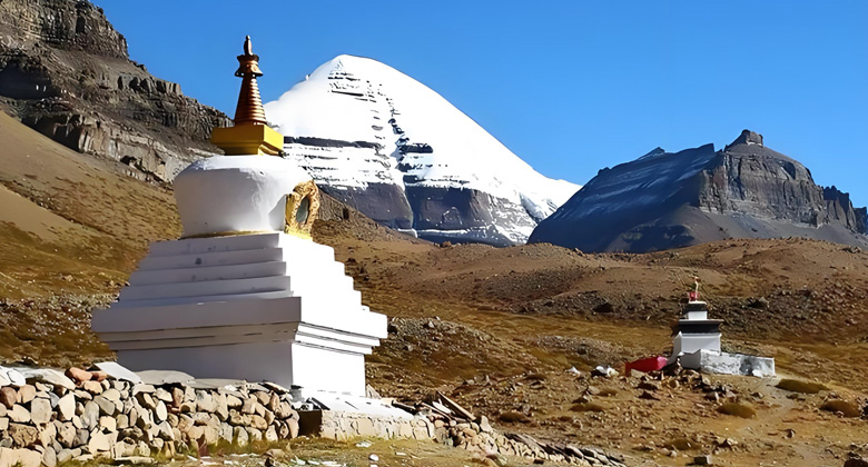 Selung-Kloster an der S&uuml;dseite des Mount Kailash &ndash; 2026/2027 zug&auml;nglicher Abschnitt der Innen-Kora (4,5 km)