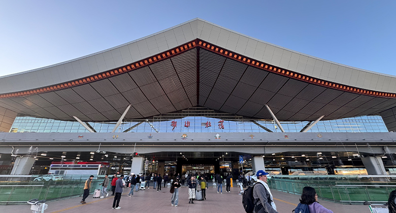 Ankunft am Flughafen Lhasa Gonggar w&auml;hrend einer Tibet Reise