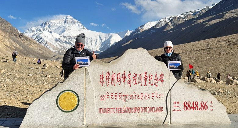 Everest Base Camp in Tibet auf einer Reise von Nepal nach Tibet