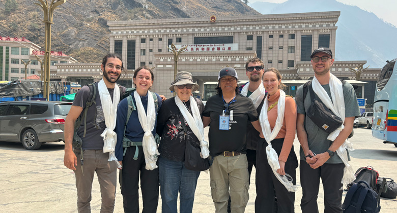 Our local experts pick up our guests at Gyirong Port