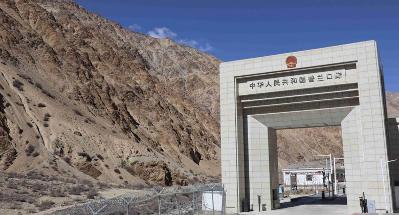 Purang-Grenzübergang im Kreis Purang