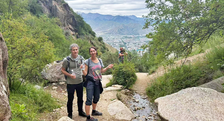 Snacks und Trinkflasche f&uuml;r eine Trekkingtour in Tibet
