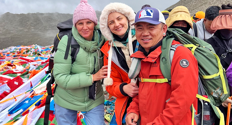 Tagesrucksack und Ausr&uuml;stung f&uuml;r Trekking in Tibet