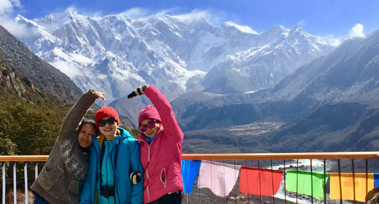 Mount Namjabarwa im Winter bewundern