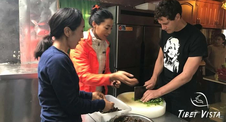Machen Sie eine tibetische Kulinariktour in Lhasa