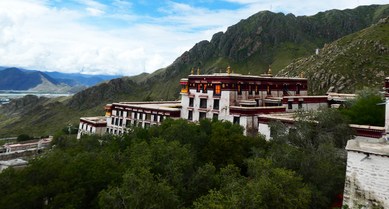 Drepung-Kloster in Lhasa w&auml;hrend einer Tibet-Reise