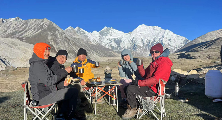 Wir gewährleisten das Wohlbefinden der Gäste von Tibet Vista