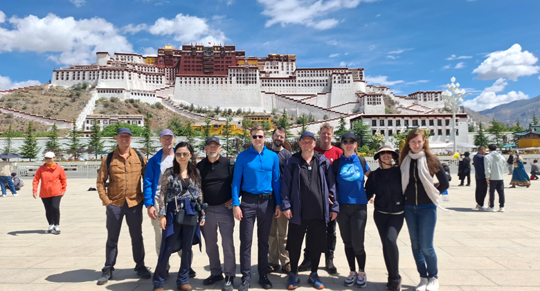 Der Potala-Palast in Lhasa, Tibet