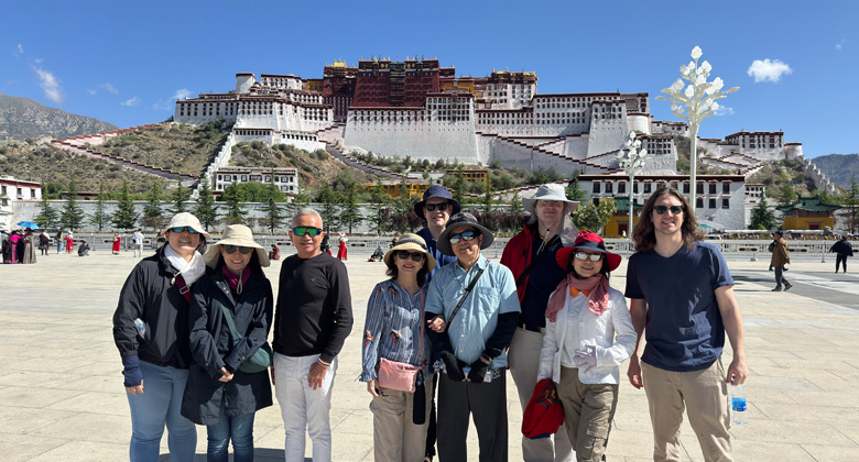 Den Potala-Palast im Frühling besuchen